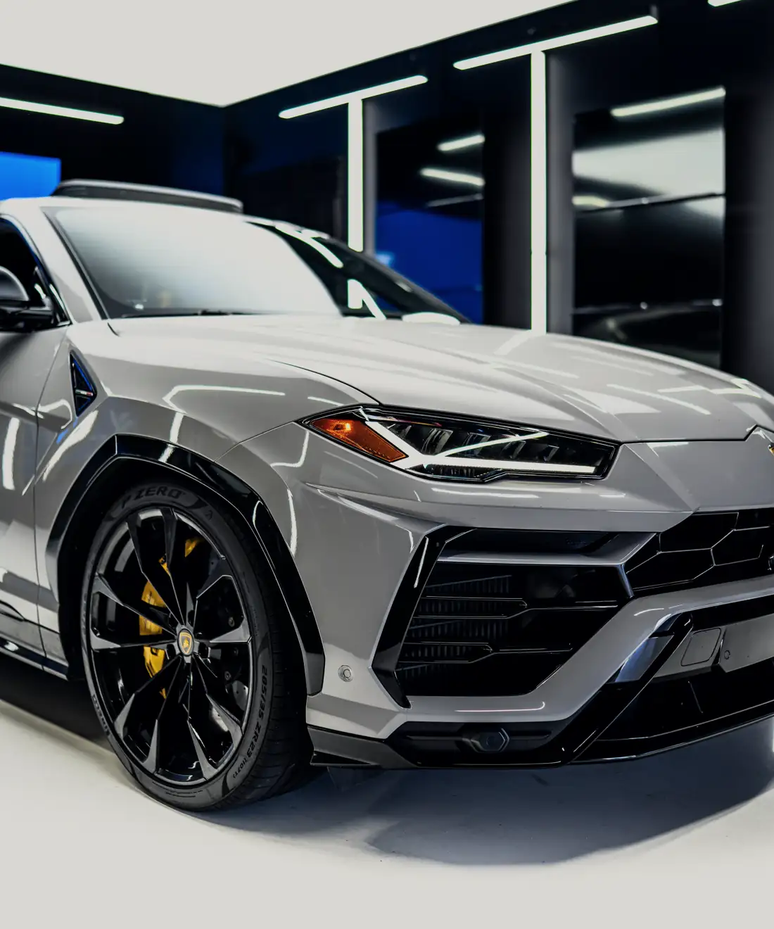Grey Lamborghini Urus from the Hermes Travel fleet